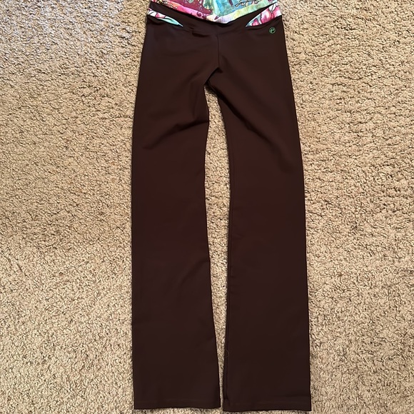 Protokolo yoga top shelf bra and matching boot cut brown yoga pants large tall - Picture 2 of 4